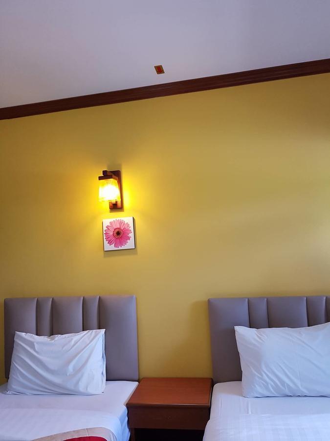 Jim Dandy Place Hotel Phuket Exterior foto